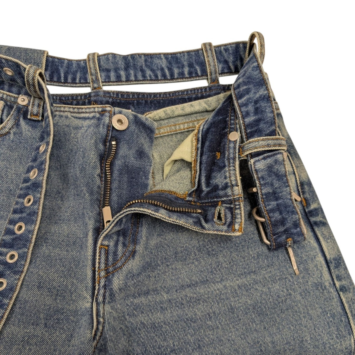 Y． PROJECT(ワイプロジェクト) ベルト ロゴ デニムパンツ インディゴ