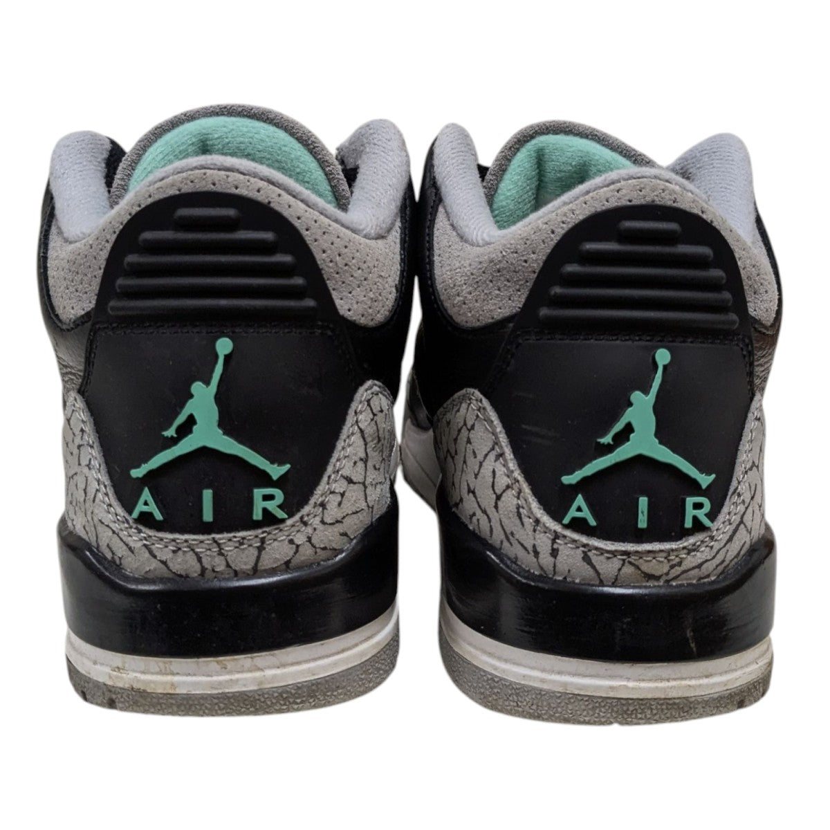 Air Jordan 3 Retro Green GlowローカットスニーカーCT8532-031
