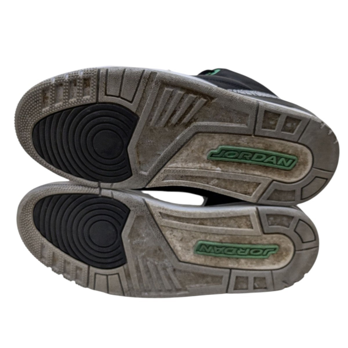 Air Jordan 3 Retro Green GlowローカットスニーカーCT8532-031