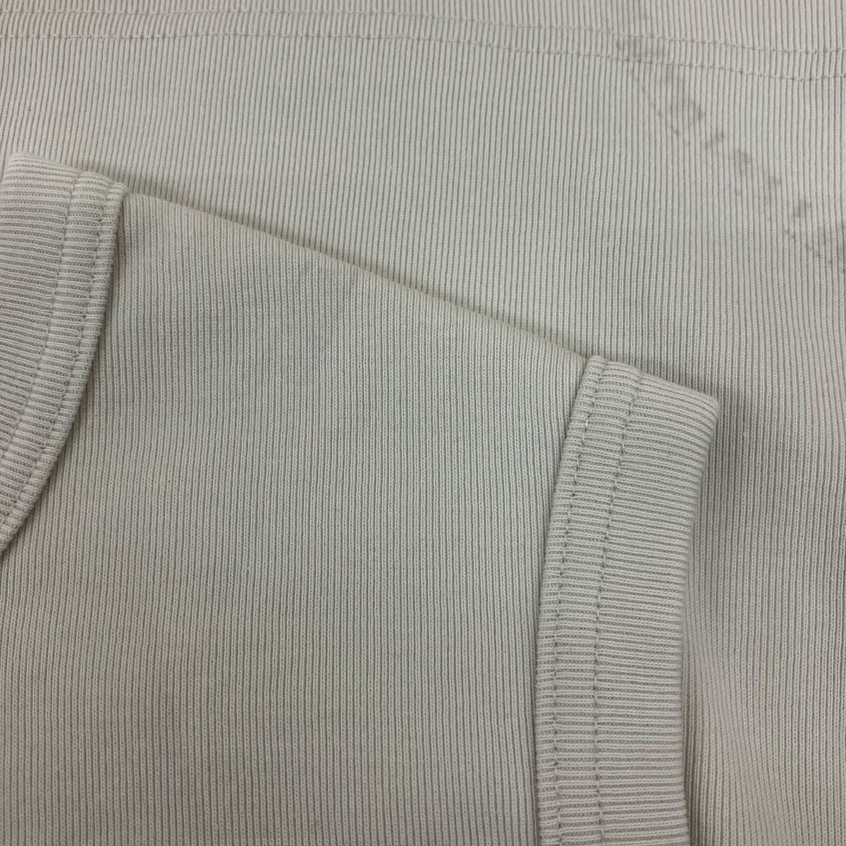 タンクトップ