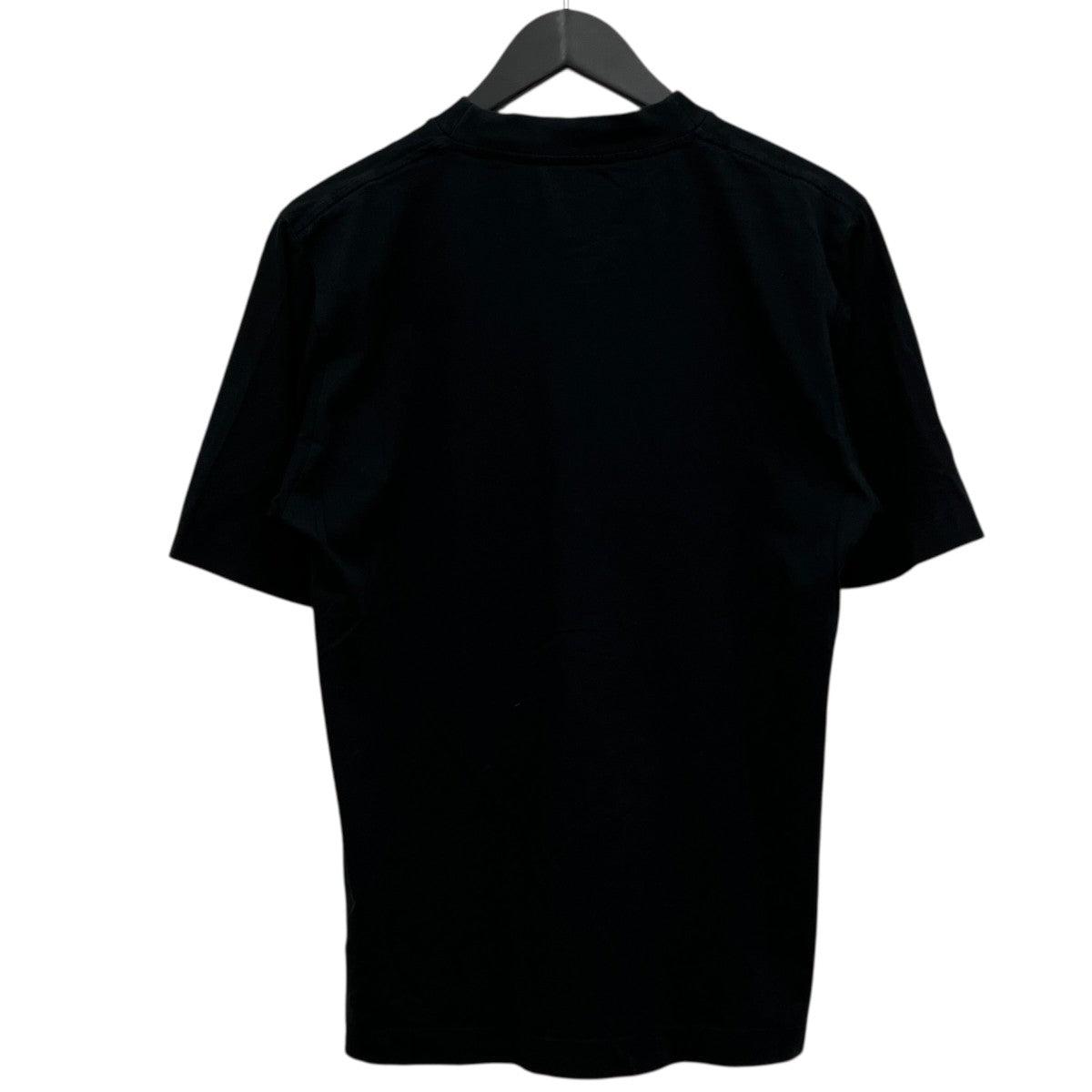 胸ロゴTシャツ
