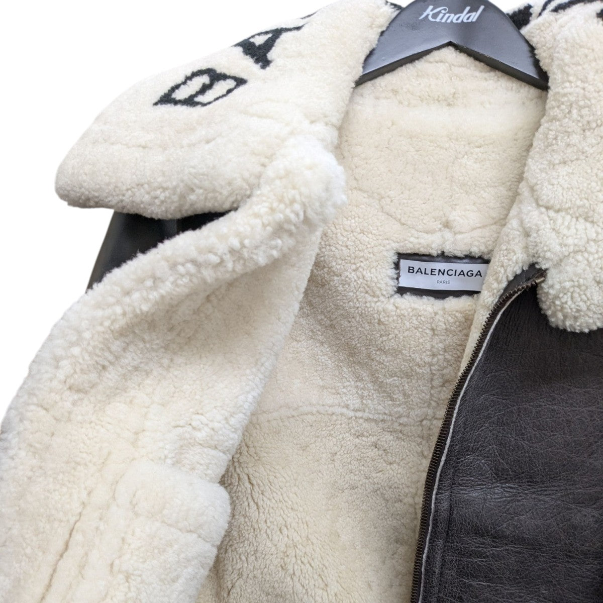 BALENCIAGA(バレンシアガ) ロゴムートンジャケット 436548