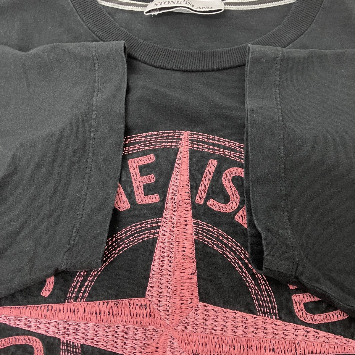 フロントロゴ刺繍 半袖Tシャツ