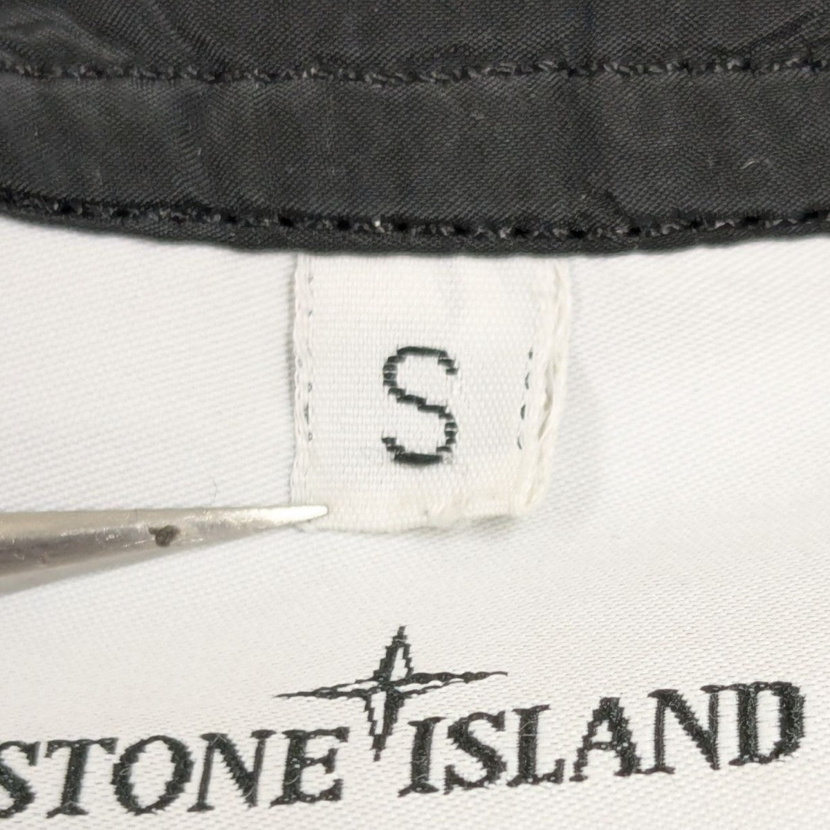 STONE ISLAND(ストーンアイランド) ナイロン メタル パンツ 691564212