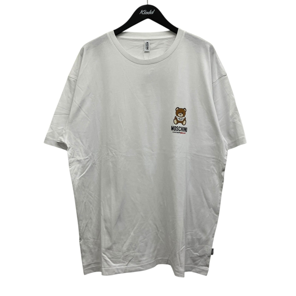胸プリントTシャツ