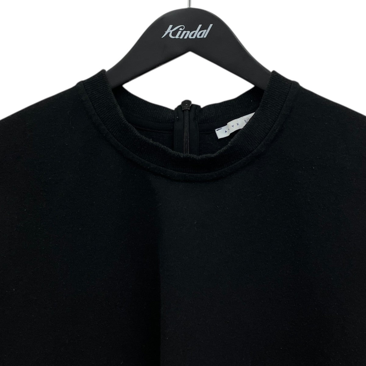 ノースリーブTシャツ