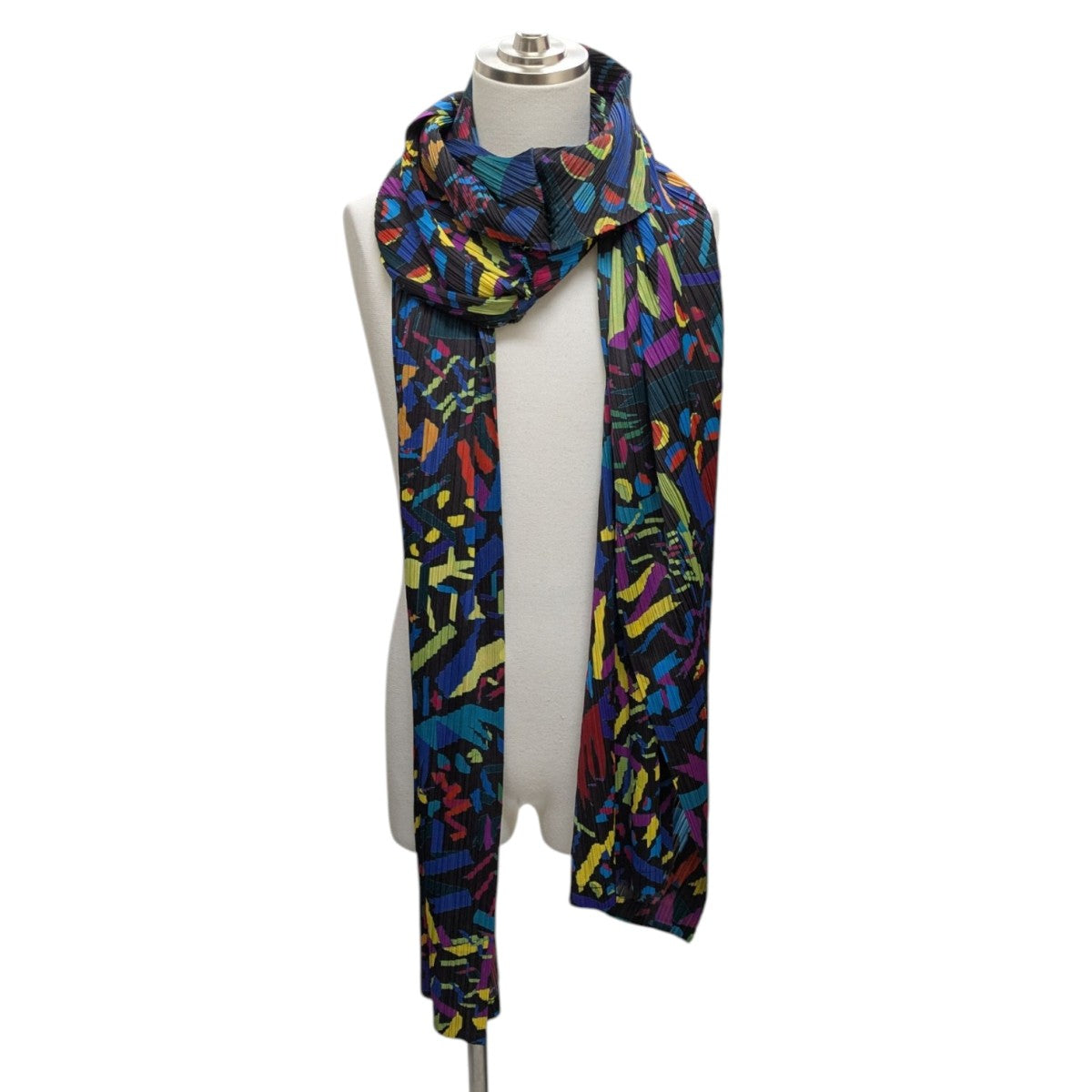 PLEATS PLEASE(プリーツプリーズ) 総柄プリーツストールPP34