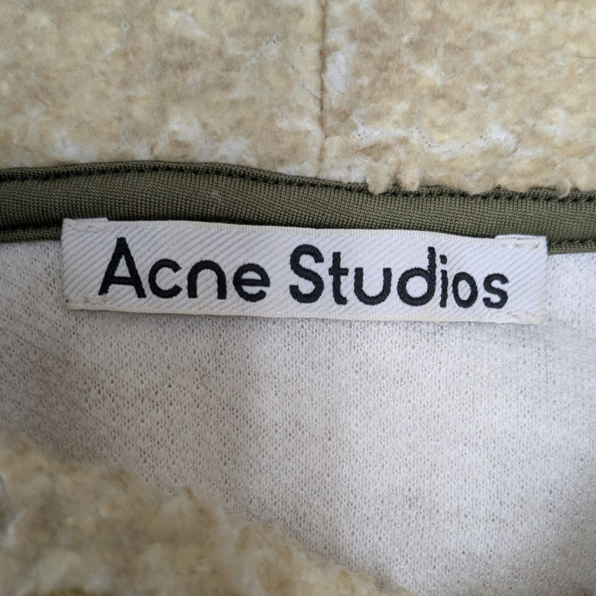 【新品タグ付き】Acne Studios 花柄クロップドジャケット 新品タグ付き】Acne Studios 花柄クロップドジャケット超美品