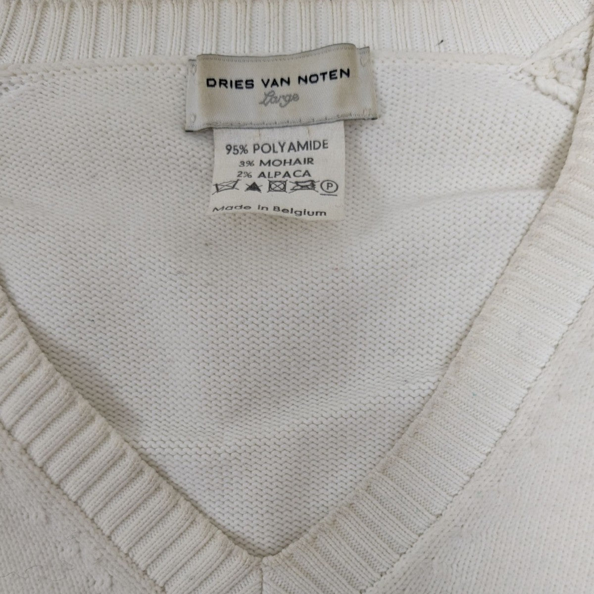 DRIES VAN NOTEN(ドリスヴァンノッテン) Vネックニット ホワイト