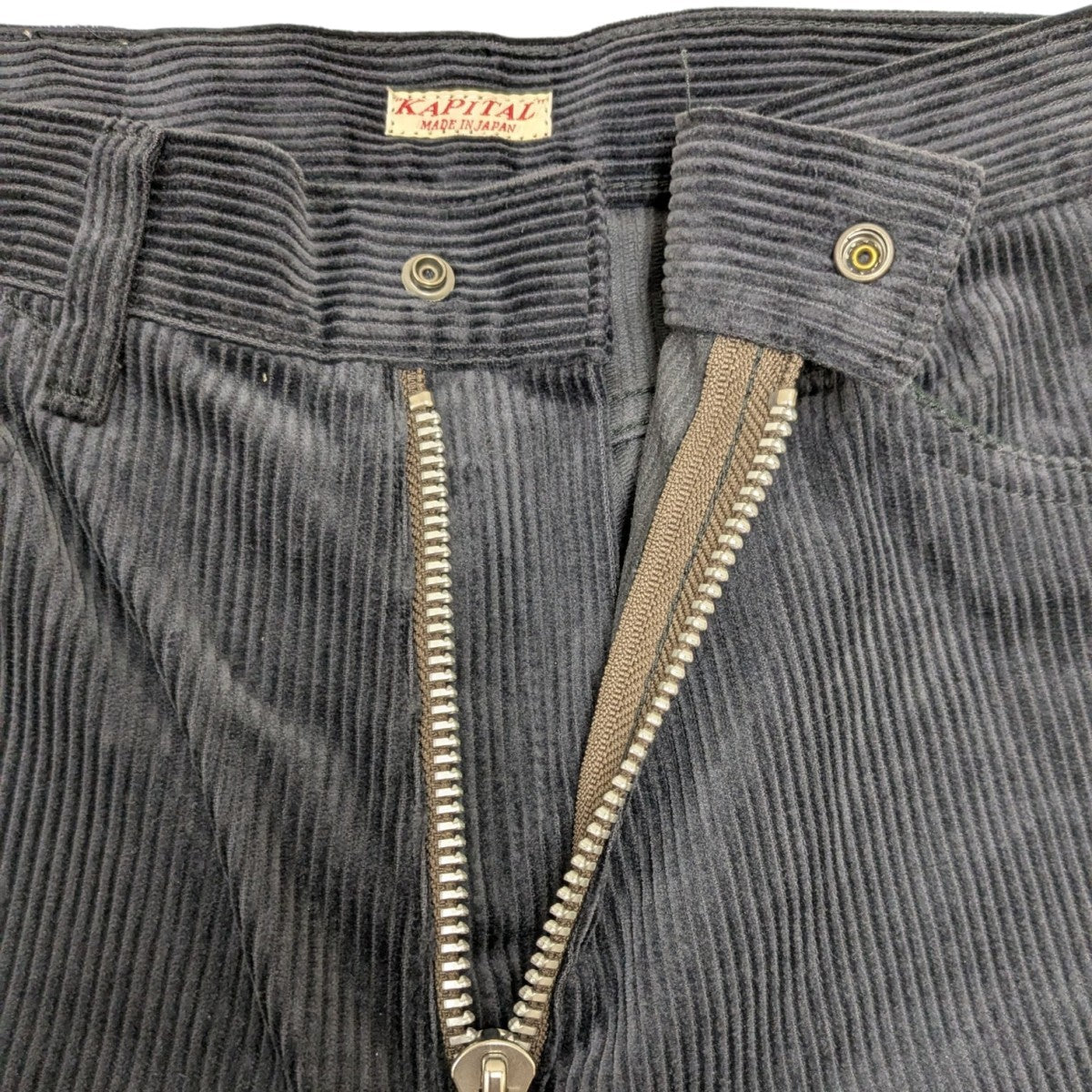 KAPITAL(キャピタル) 8Wコーデュロイ 5P ZIPPERラットフレアパンツ