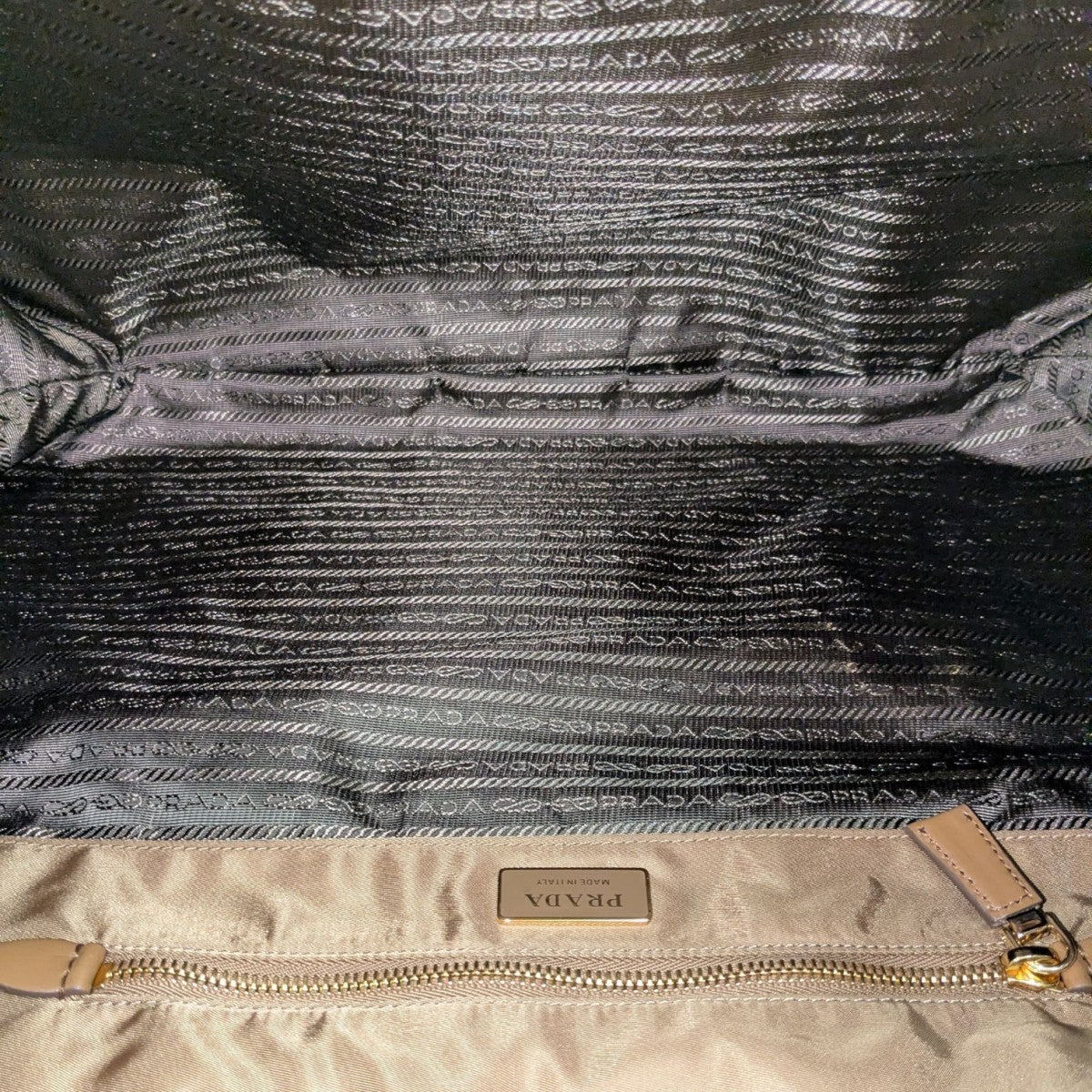 PRADA マリナー ラージ Re-Nylon ショルダーバッグ 古着・中古-8枚目のアイテム画像