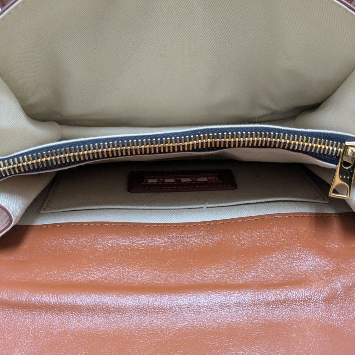 MARNI レザーショルダーバッグ 古着・中古-8枚目のアイテム画像