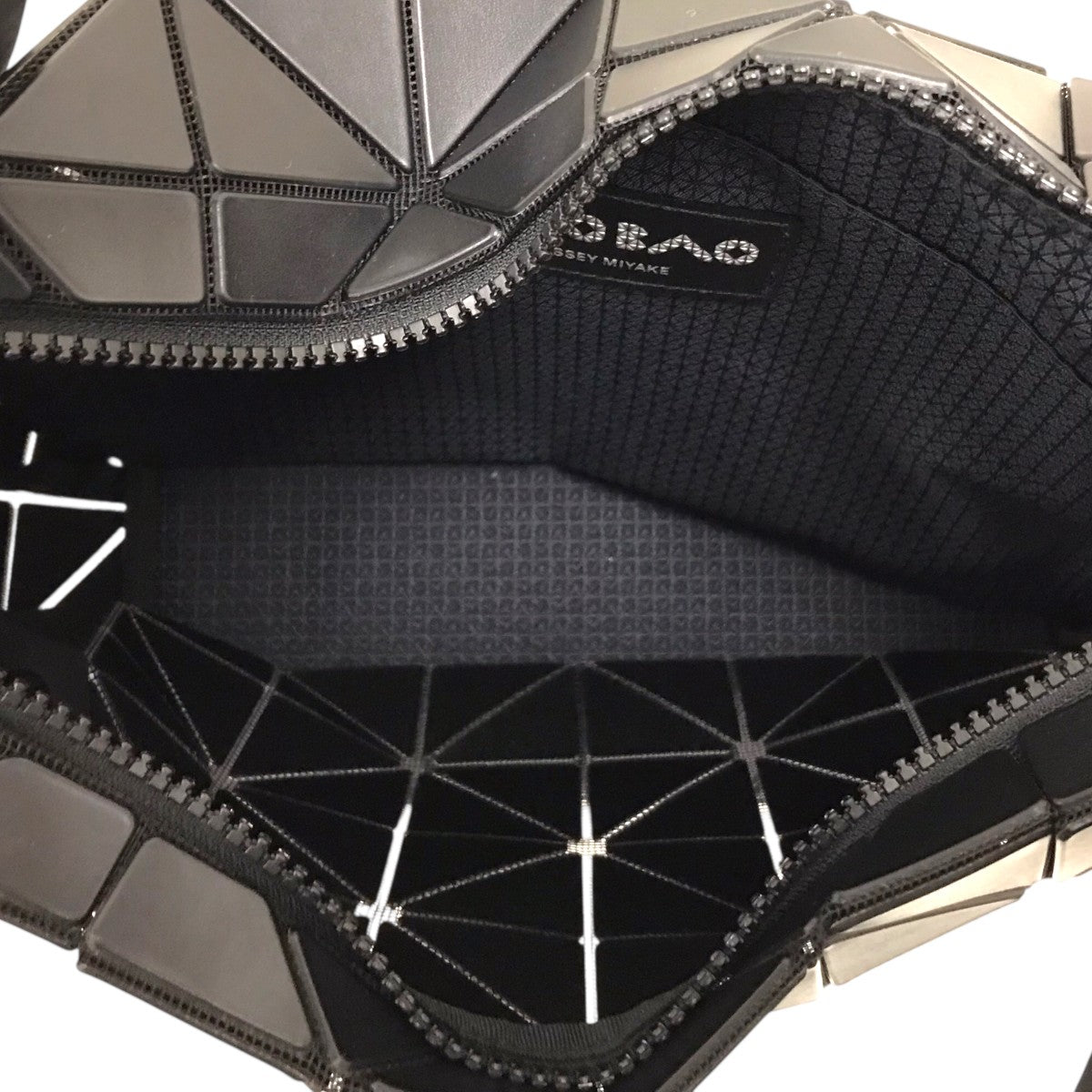 BAO BAO ISSEY MIYAKE(バオバオイッセイミヤケ) 「BOSTON」ボストン