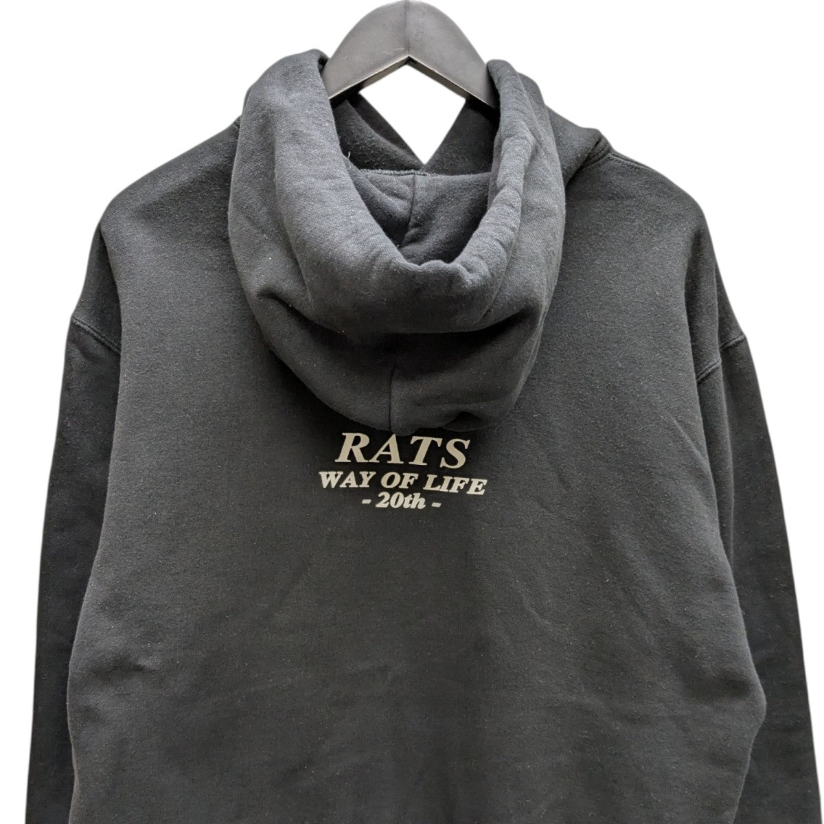 RATS × NEIGHBORHOOD プルオーバーパーカー M RATS×NEIGHBORHOOD 20th HOODIE - BLACKプルオーバーパーカー ブラック