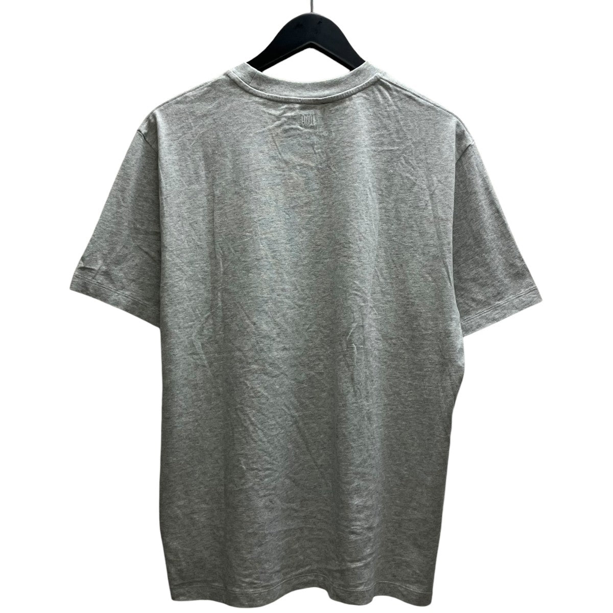 胸刺繍Tシャツ