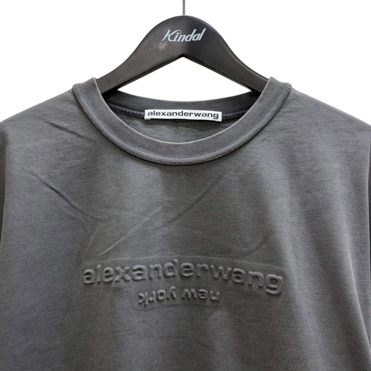 SHORT SLEEVE TEE WITH ACID WASH ＆ EMBOSSED LOGO エンボスロゴTシャツ