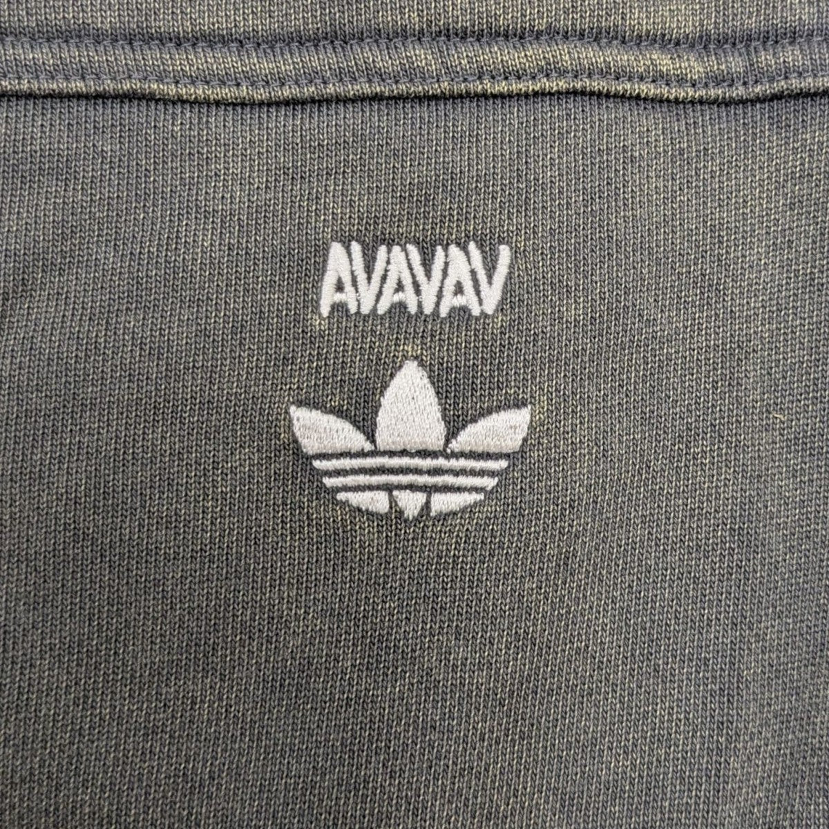 adidas×Avavav トラックパンツ グレー adidas avavav トラックパンツ - メルカリ