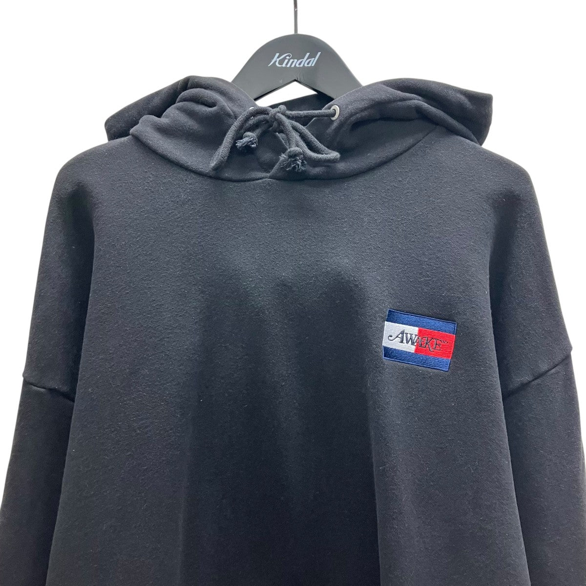 23AW CREST HOODIE 刺しゅうパーカー
