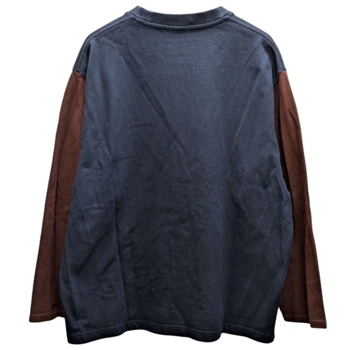 長袖Tシャツ