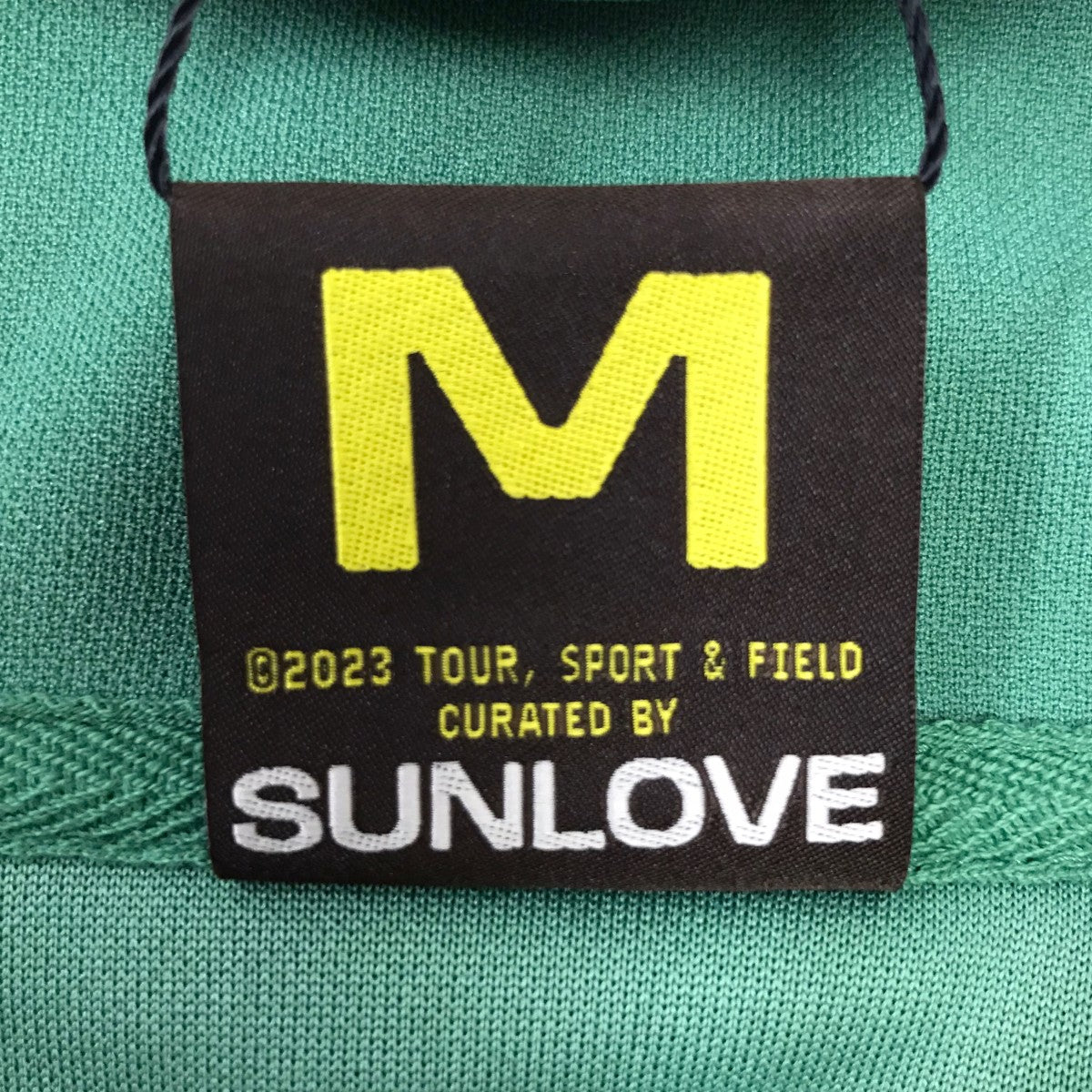 トラックジャケット