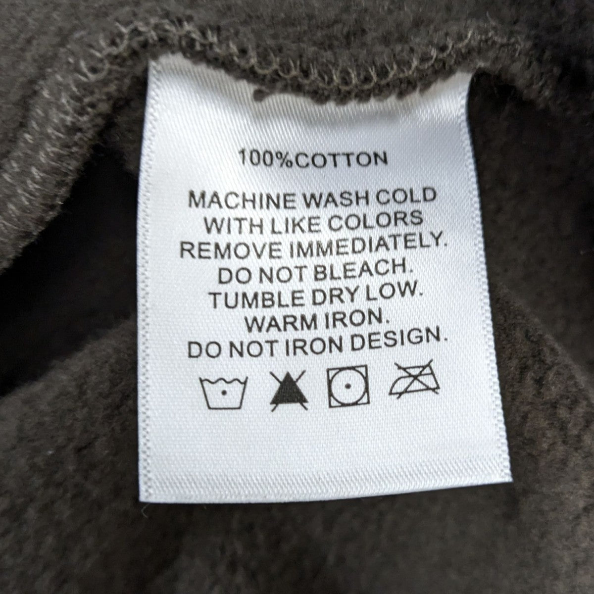 プルオーバーパーカー