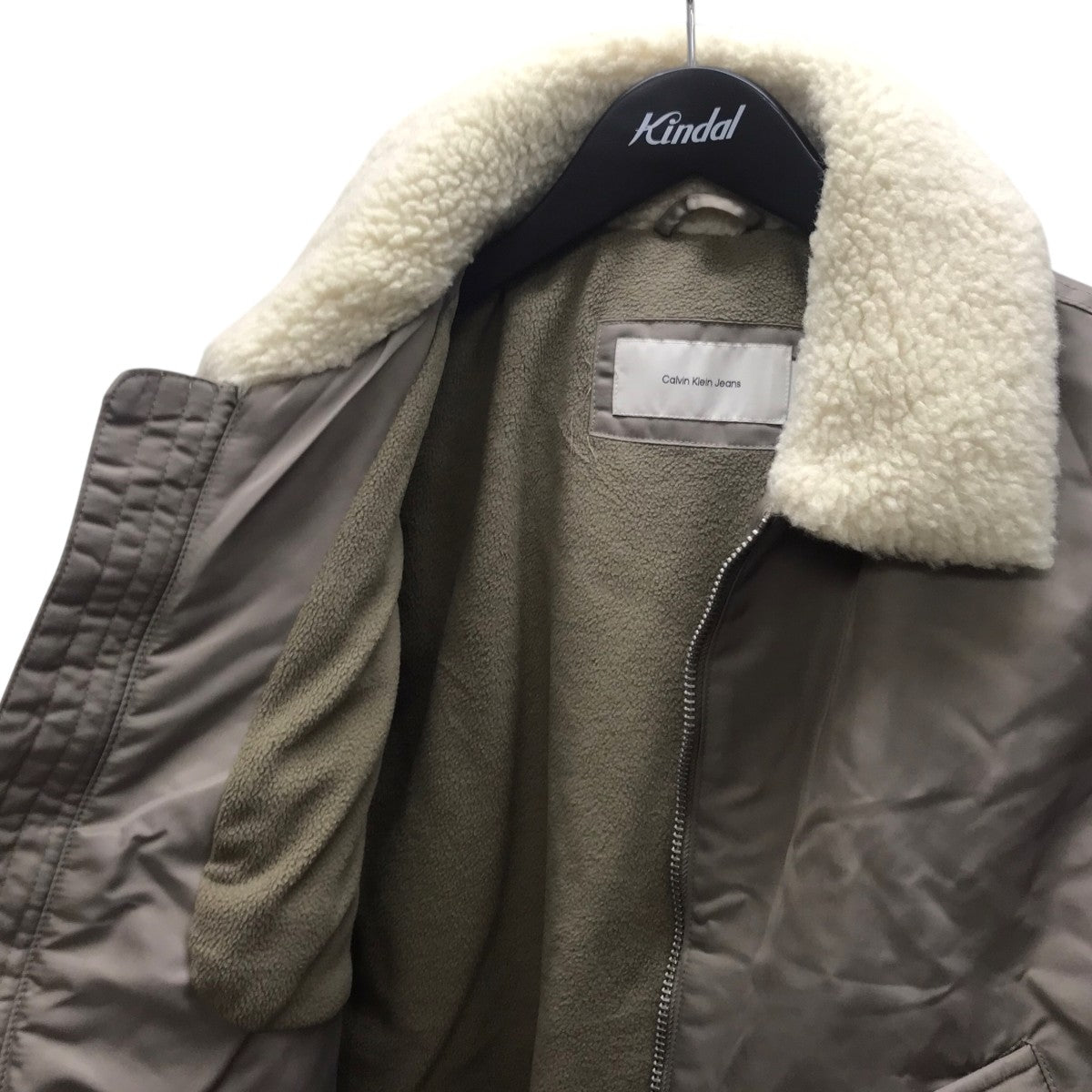 ボアジップブルゾン