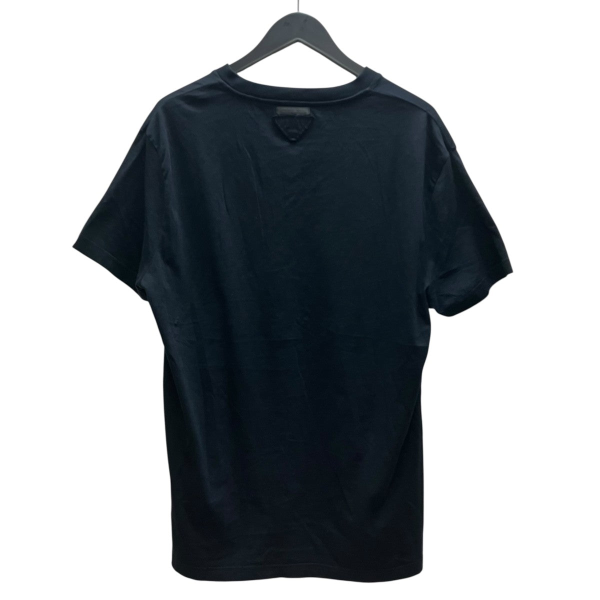VネックTシャツ