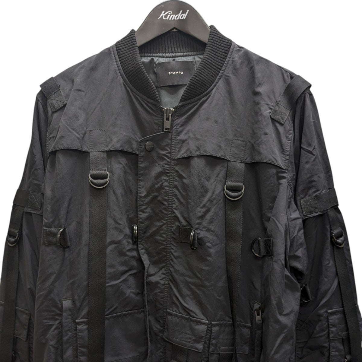 STAMPD(スタンプド) Flex Strapped Bomberナイロンボンバージャケット