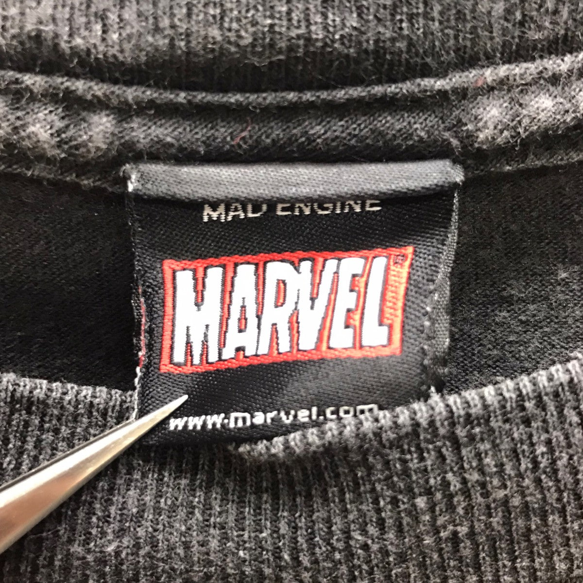 マッドエンジンプリントTシャツ
