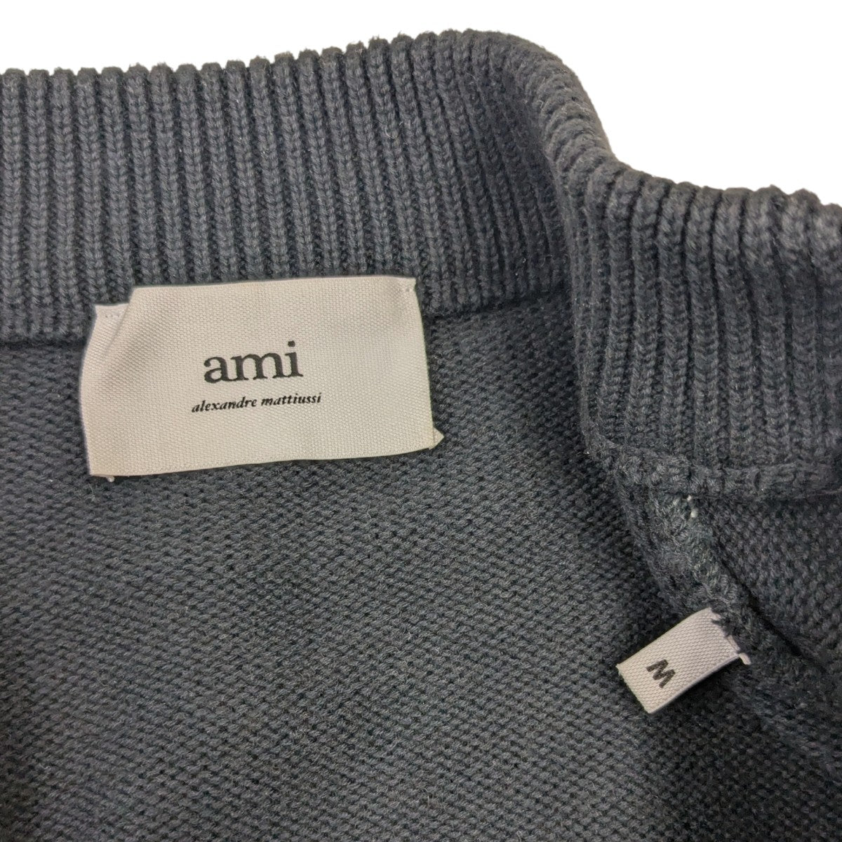 胸ハートカーディガン