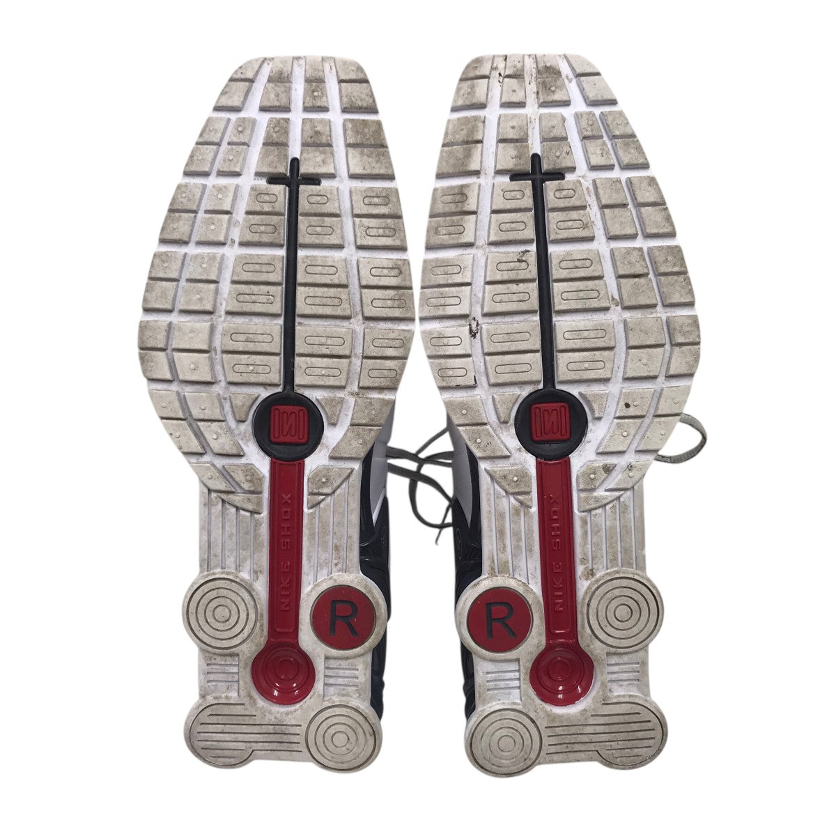 ローカットスニーカー