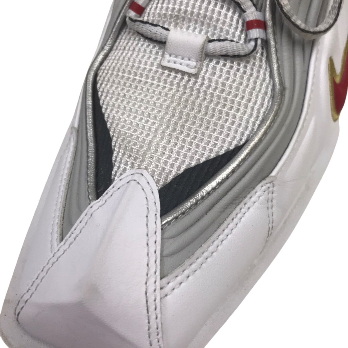 ローカットスニーカー