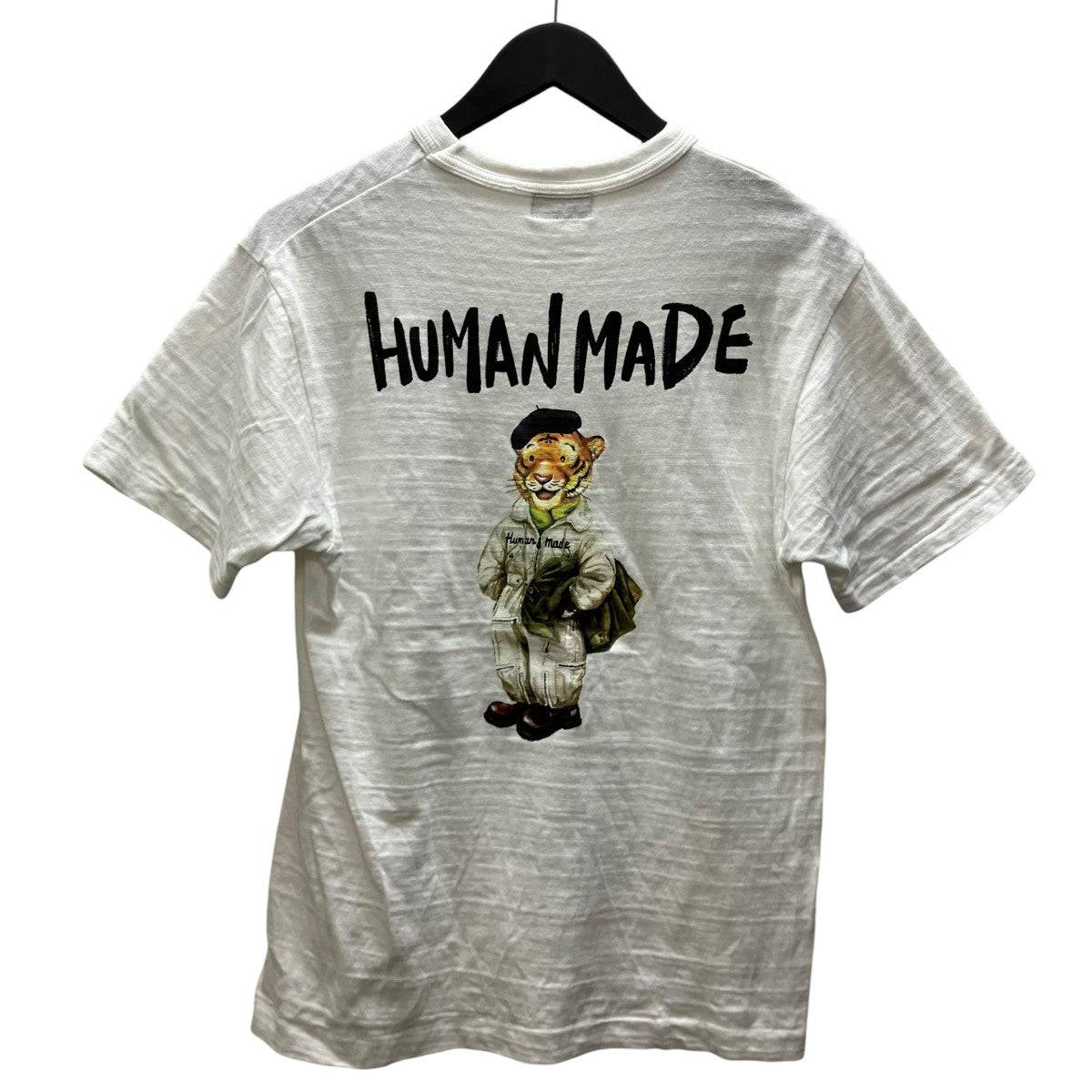 バックプリントTシャツ