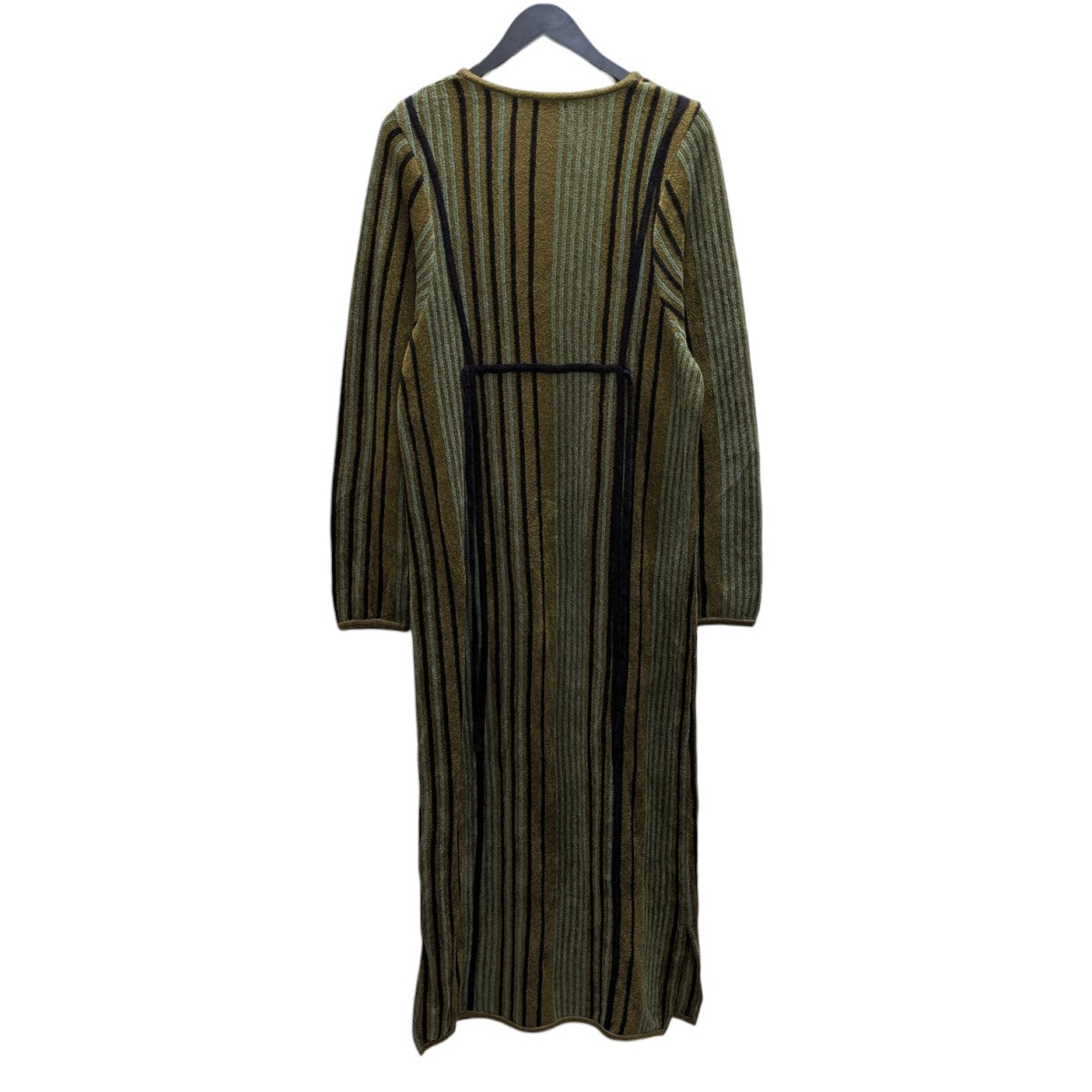 ニットワンピース