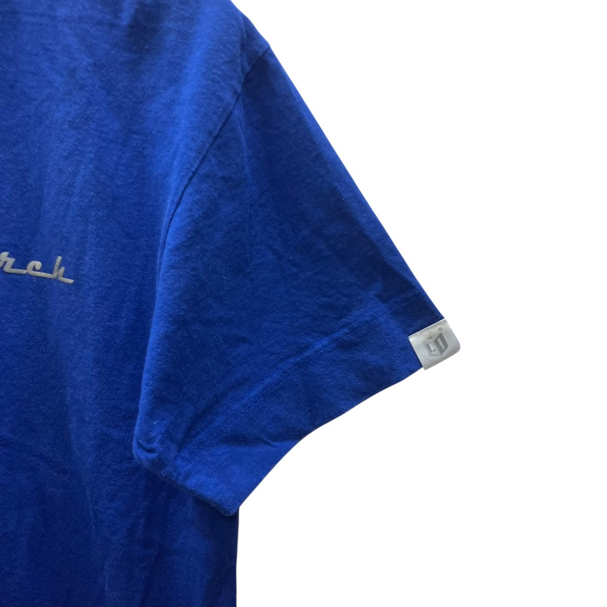 ロゴプリントTシャツ