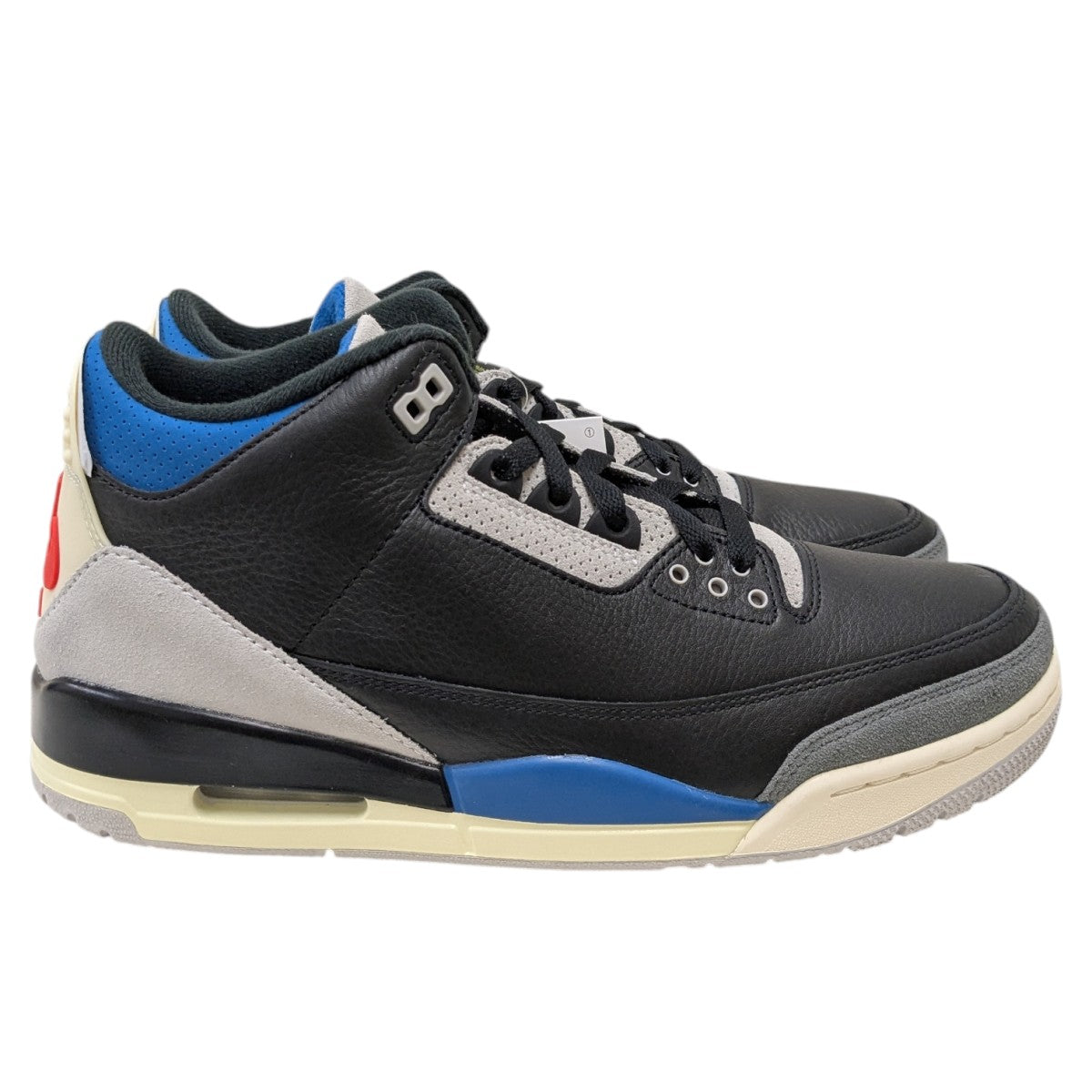 AIR JORDAN 3 RETRO スニーカー