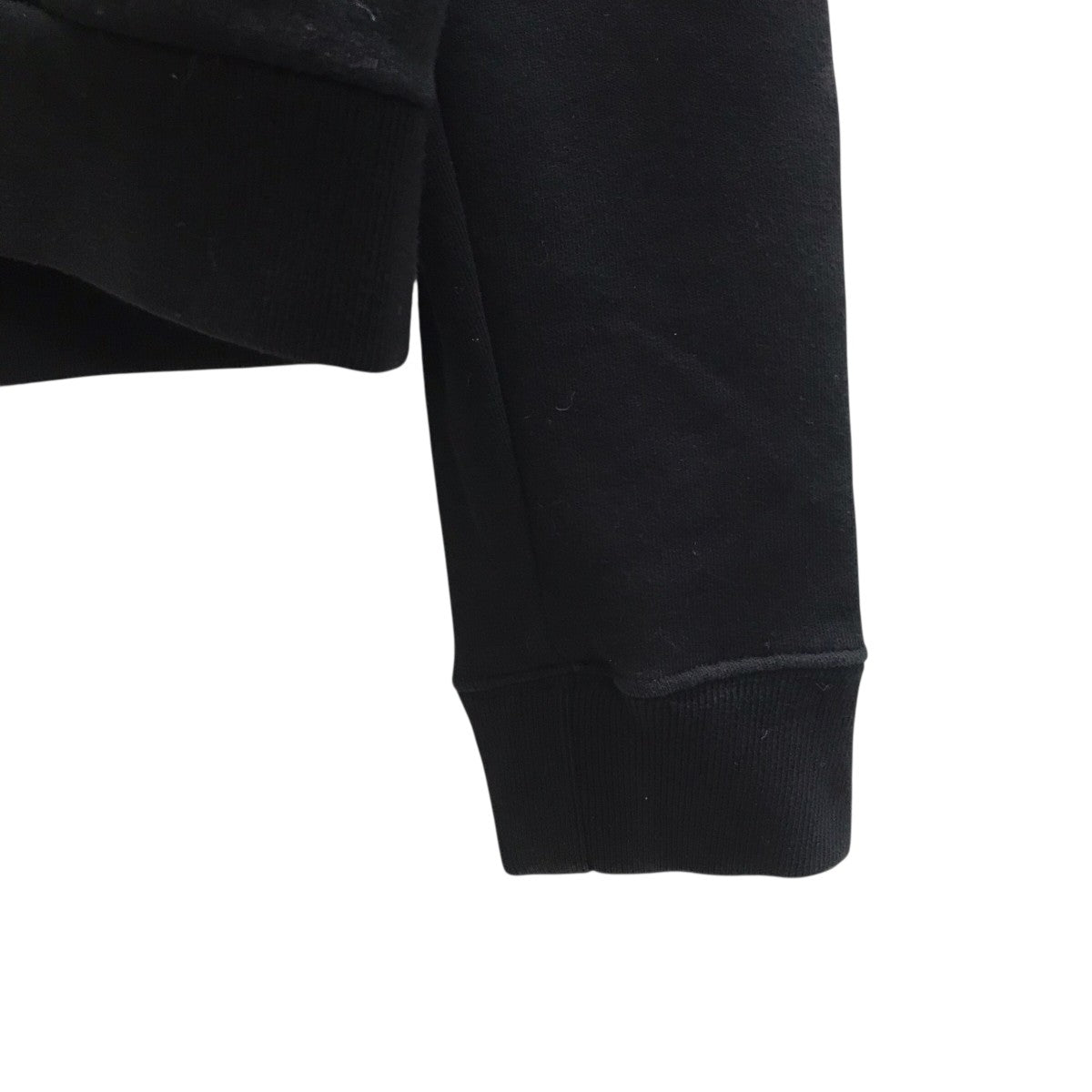 ジップパーカー