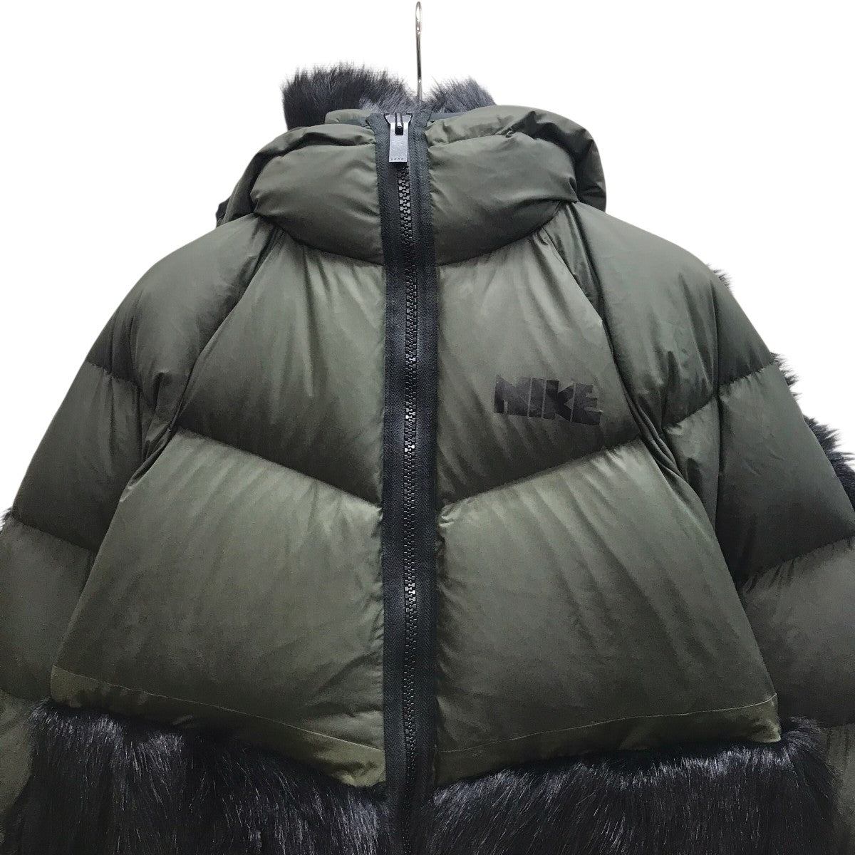 sacai×NIKE ダウンジャケット CT3267-355 グリーン サイズ S｜【公式