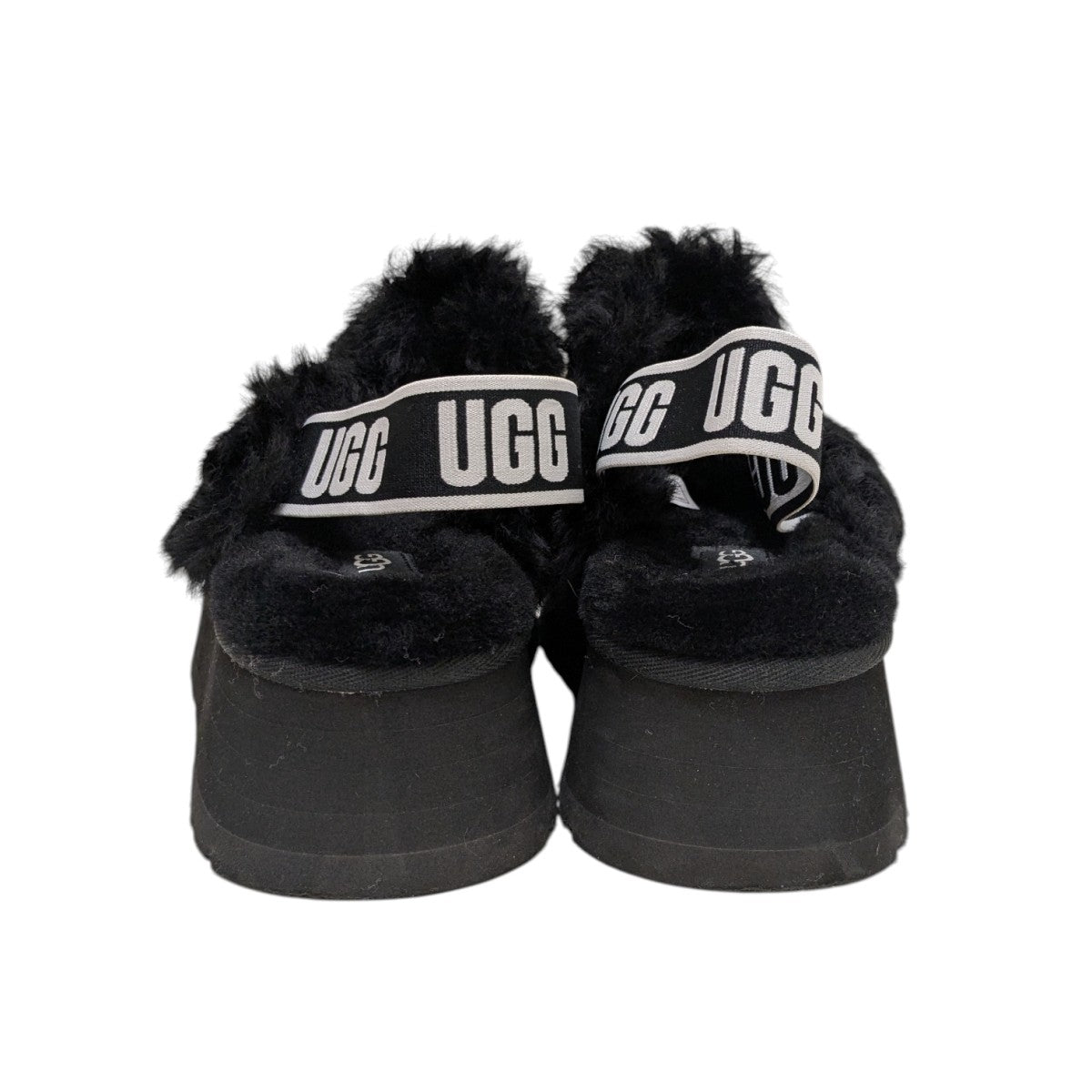 プラットフォームサンダル