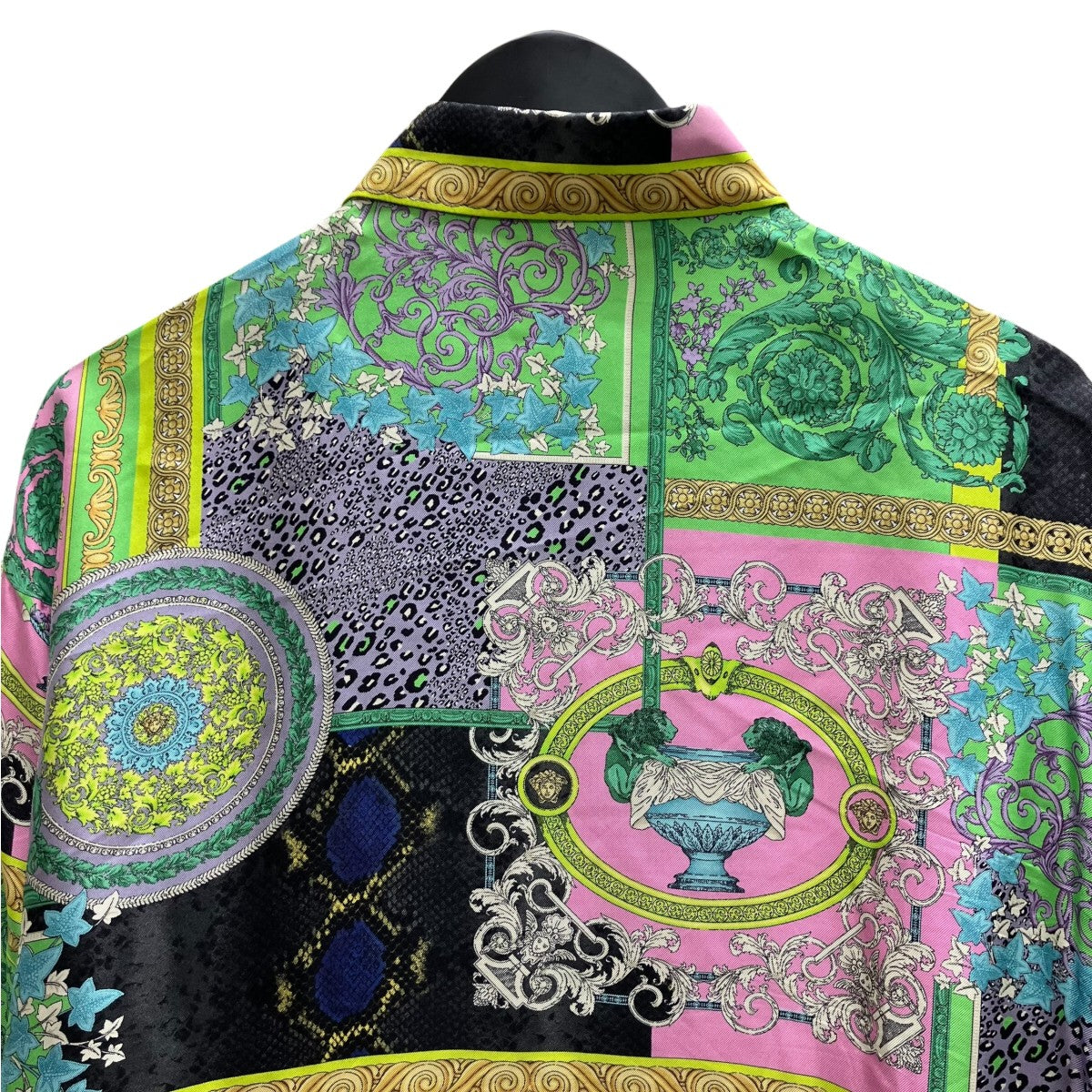 VERSACE シルク総柄シャツ 古着・中古-4枚目のアイテム画像