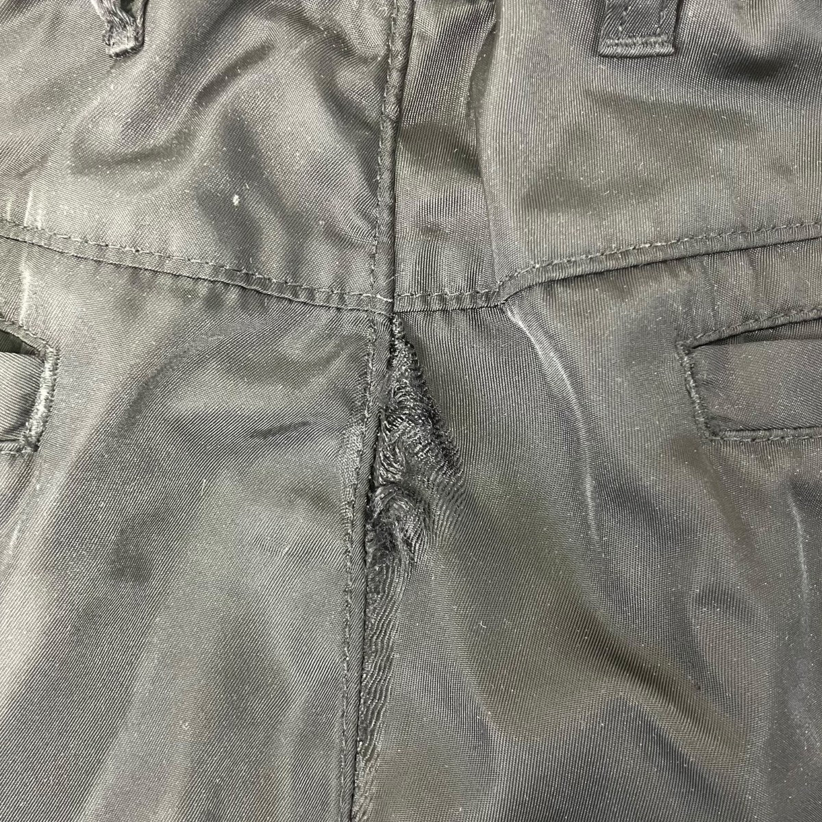 Re-Nylon パンツ