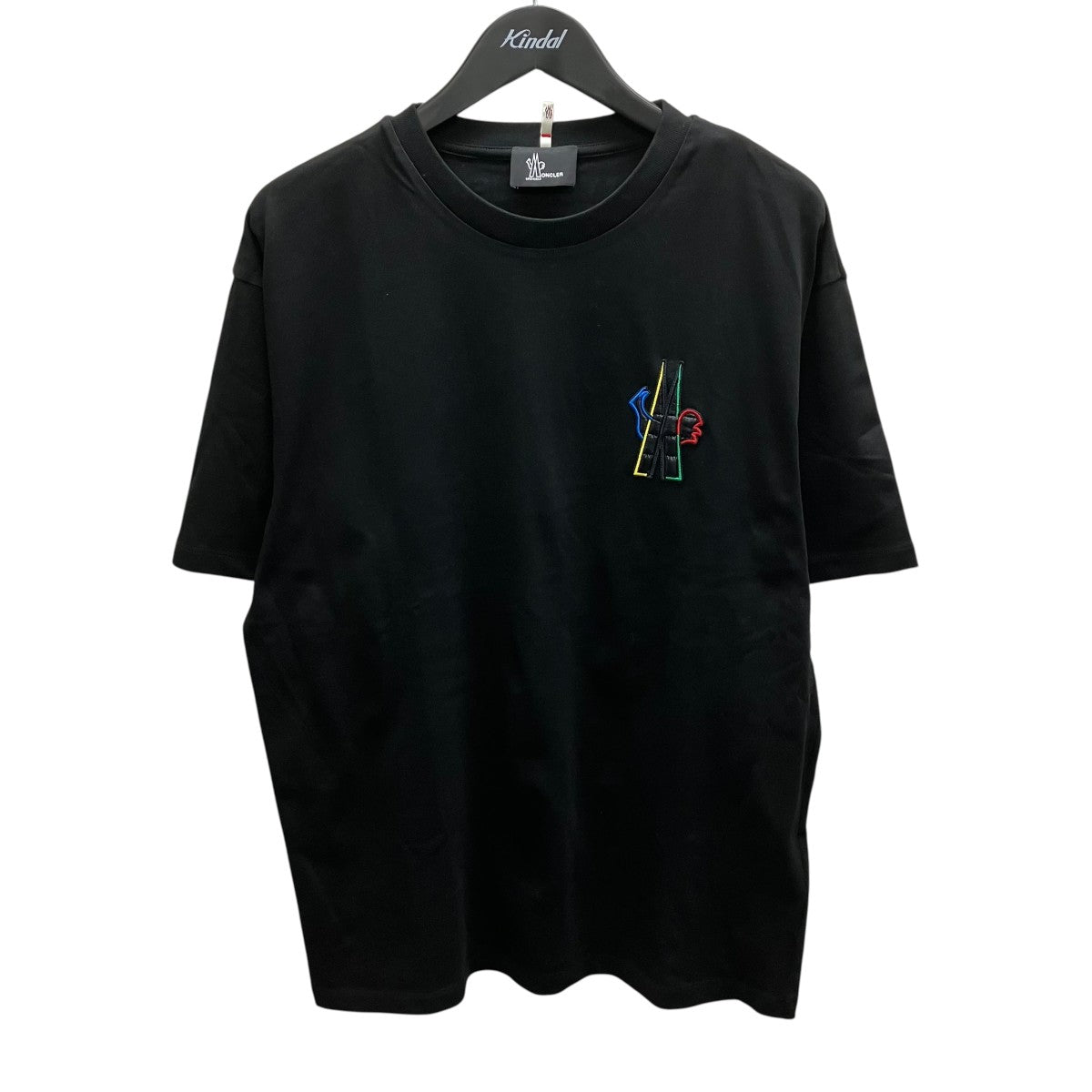 胸ロゴTシャツ