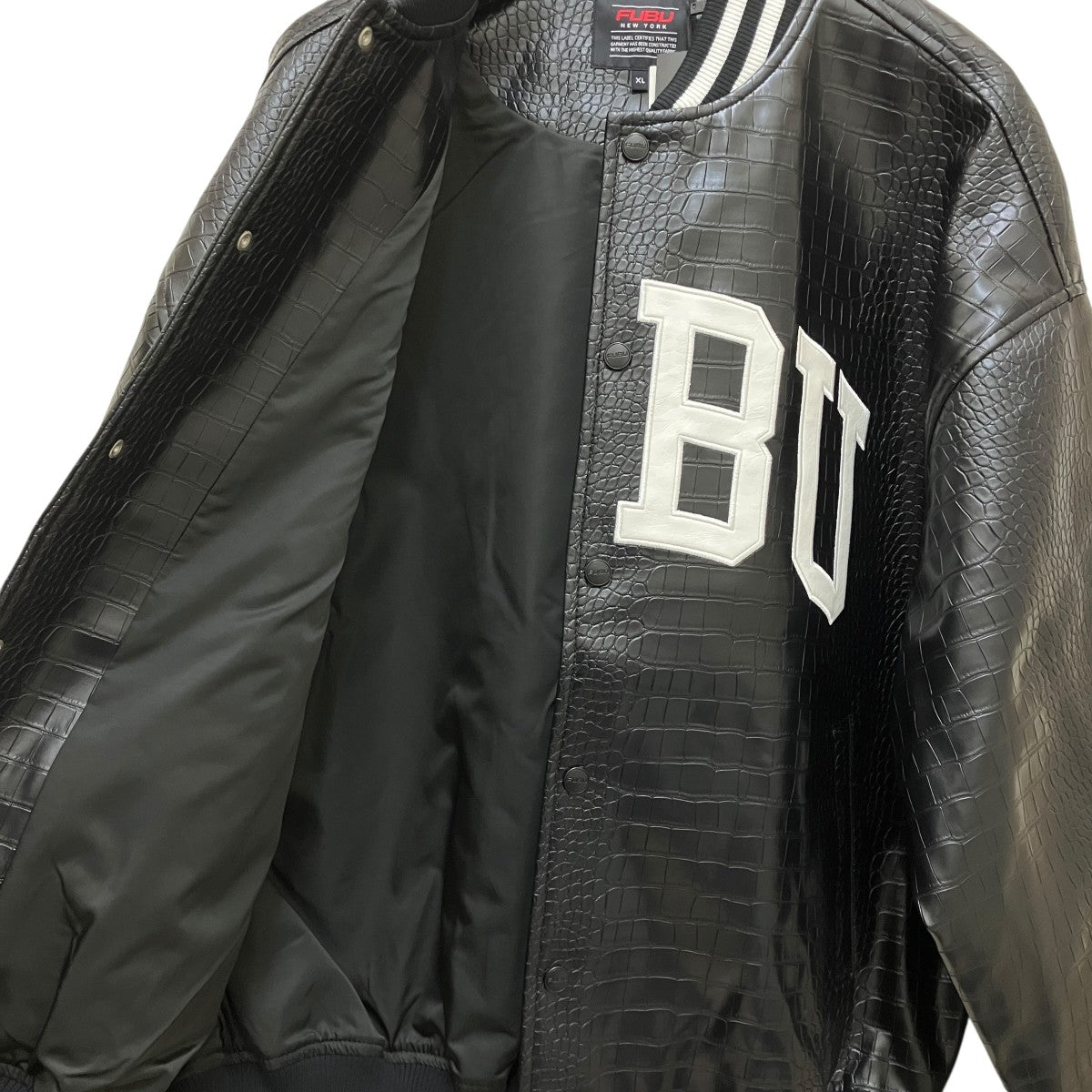 【PYTHON ECO LEATHER VARSITY JACKET】フェイクレザージャケットFAM-42306
