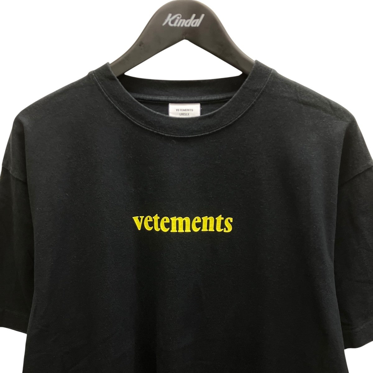 ロゴプリントバーコードパッチTシャツ