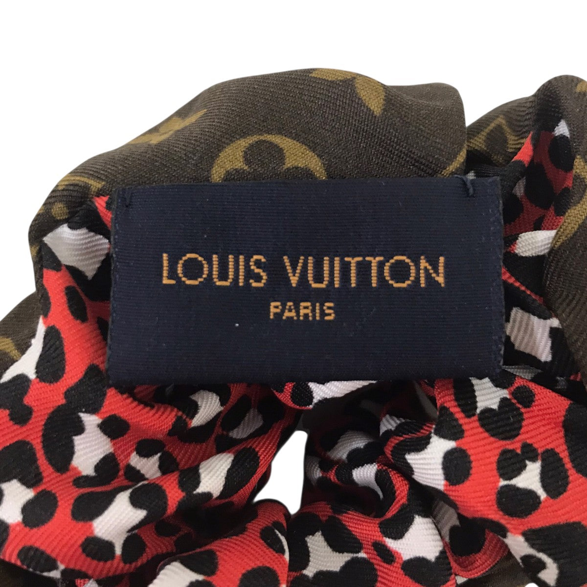 LOUIS VUITTON シュシュ ビーマインドフル モノグラム ヘアアクセサリー シルク バイカラー レオパード デニム調 ヘアゴム 髪留め 二個セット 古着・中古-5枚目のアイテム画像