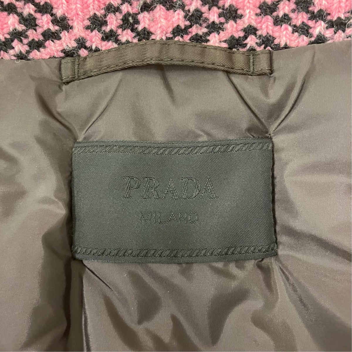 PRADA ポーチ付きナイロンボンバーブルゾン 古着・中古-7枚目のアイテム画像