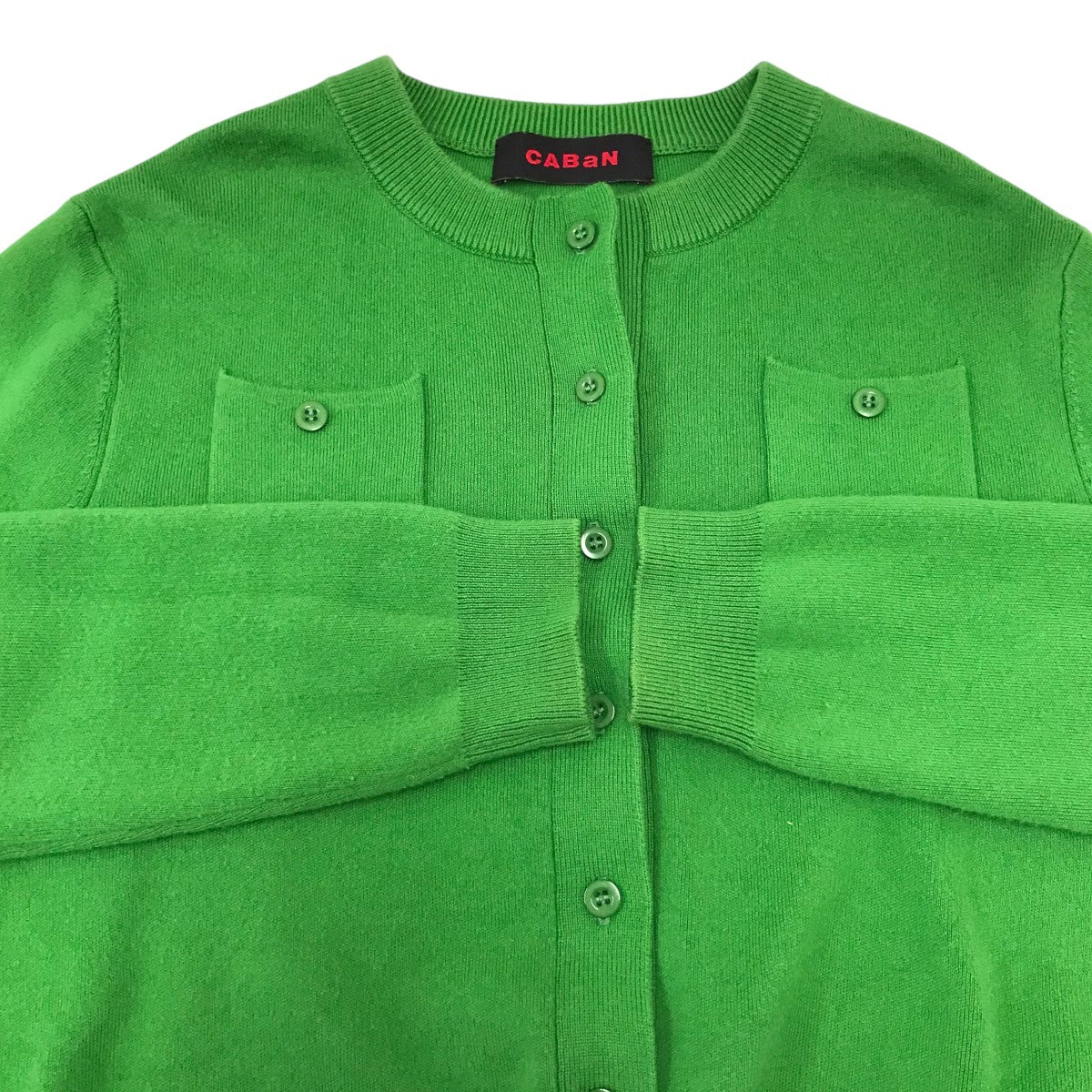 CABaN コットンカシミヤ クルーネック カーディガン XS ホワイト コットンカシミヤ CABaN クルーネックカーディガン グリーン 新品 |