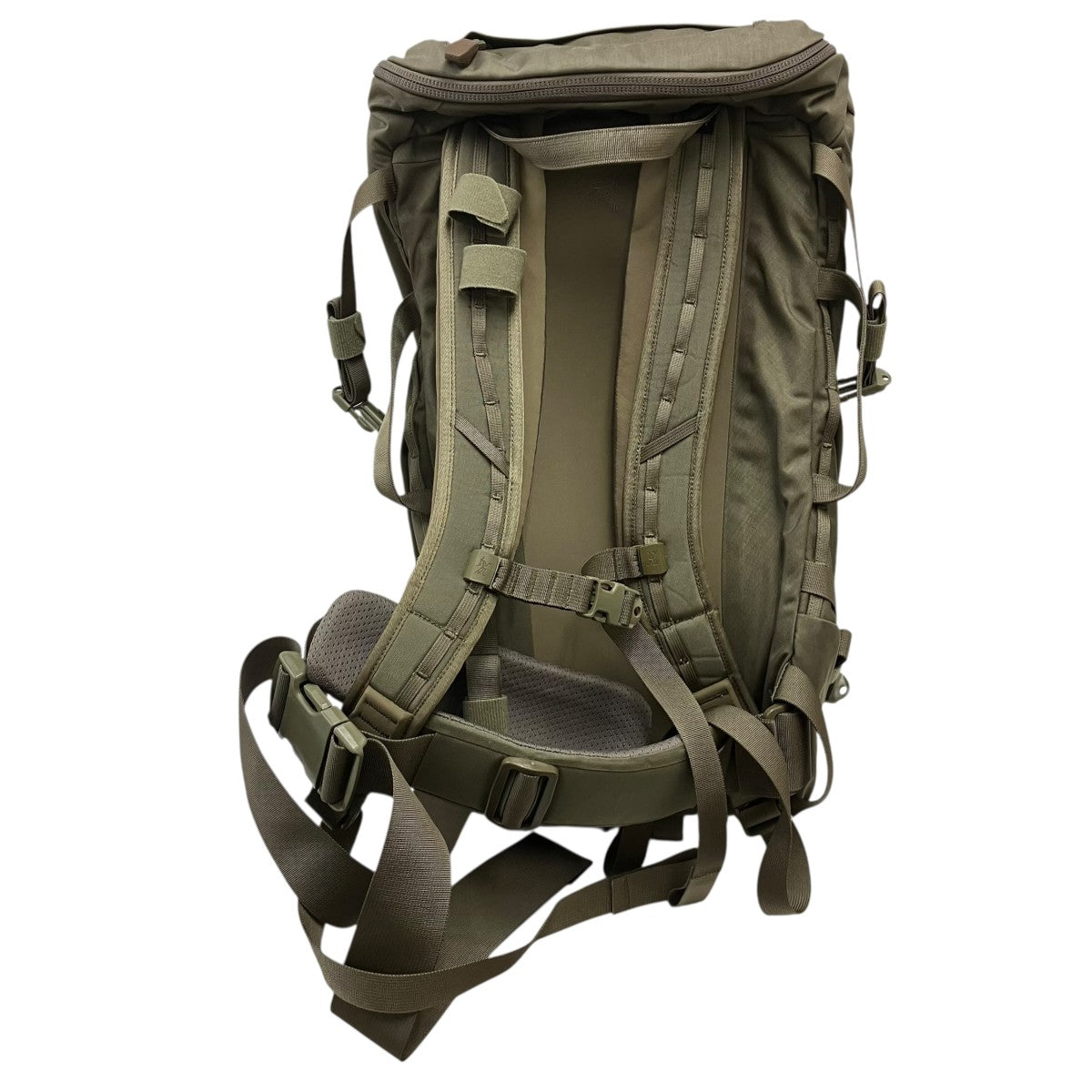 ARC'TERYX(アークテリクス) LEAF ASSAULT PACK 30バックパック カーキ