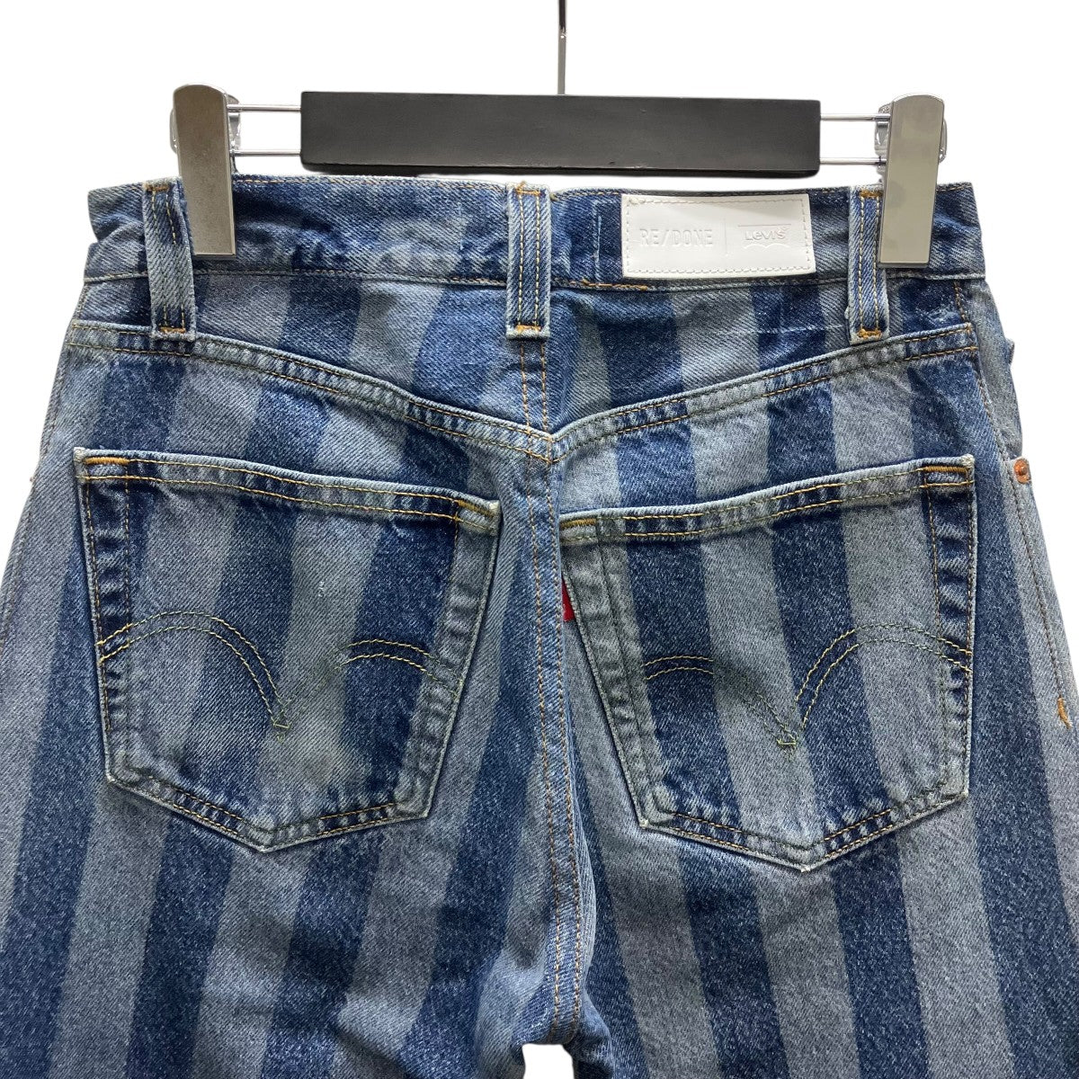 デニムパンツ