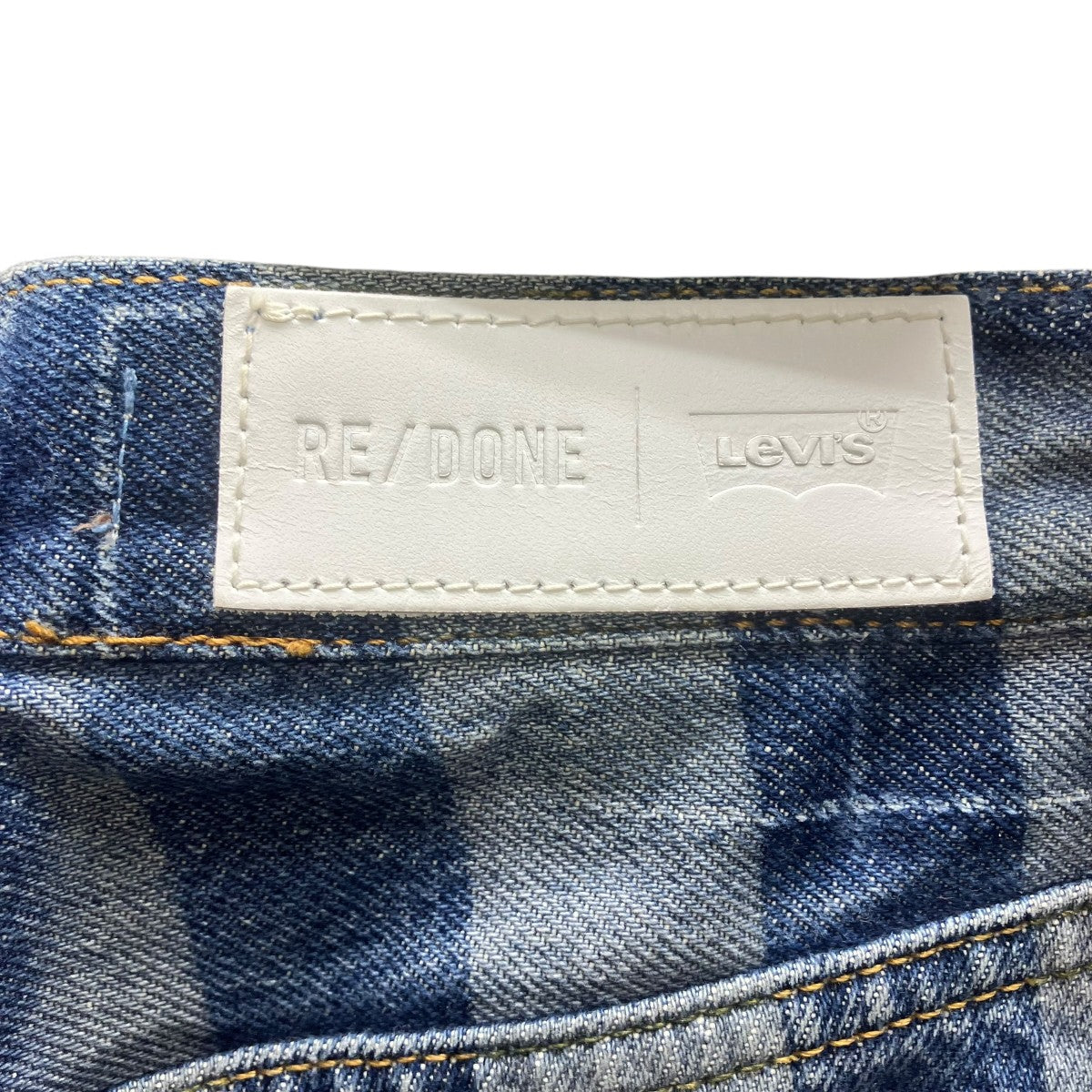 デニムパンツ